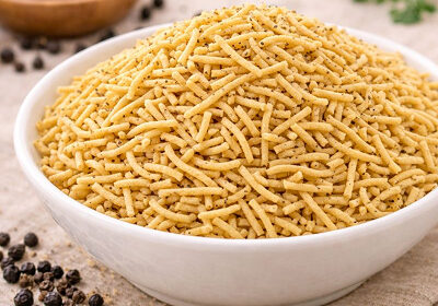 Kali Mirchi Sev